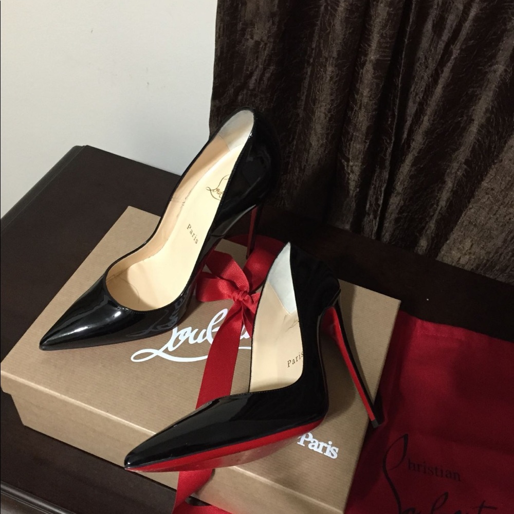 Christian Louboutin So Kate
